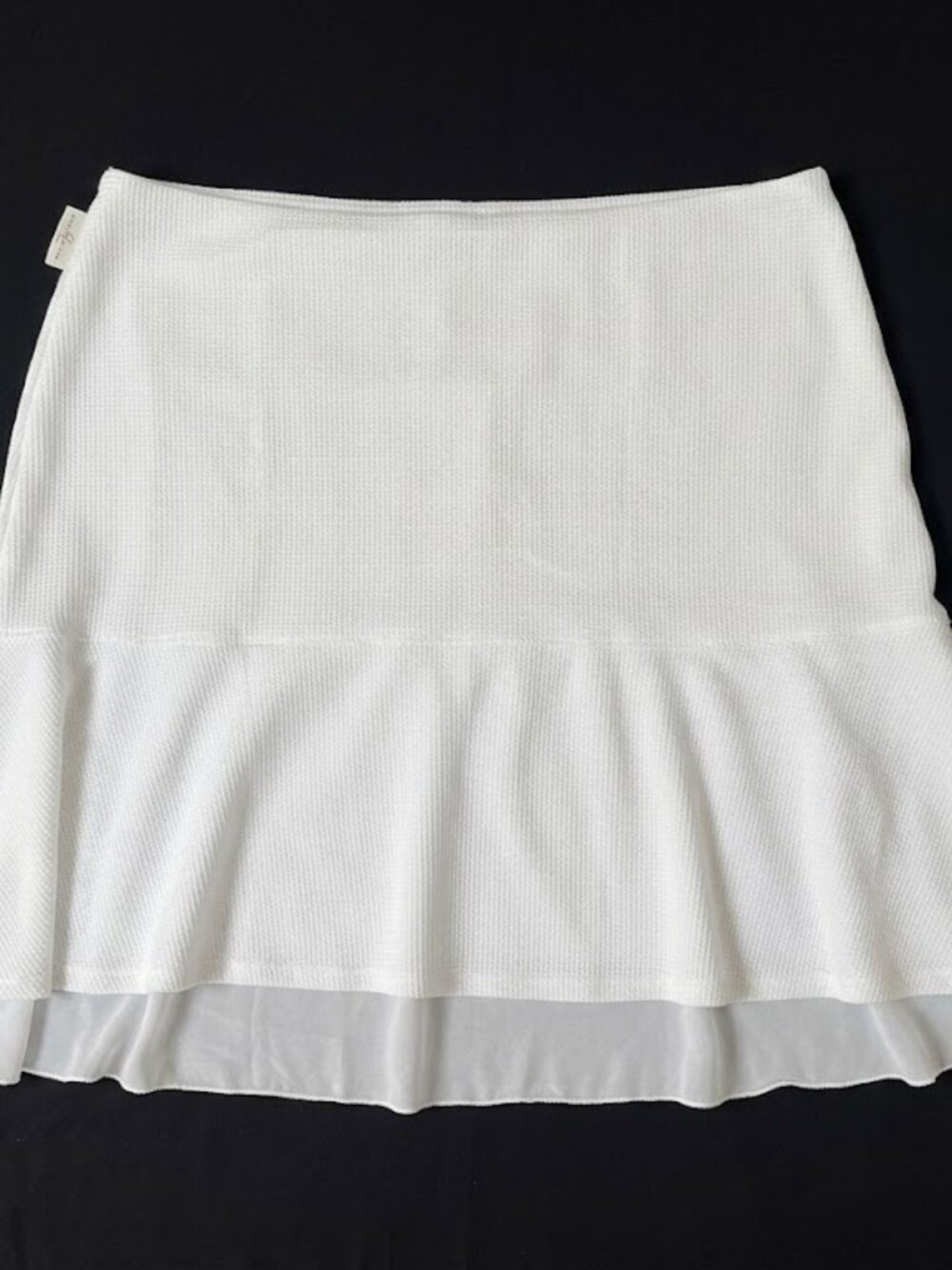 NWT Lucy Diamonds sz 6x Plus Womans white hi / low skirt